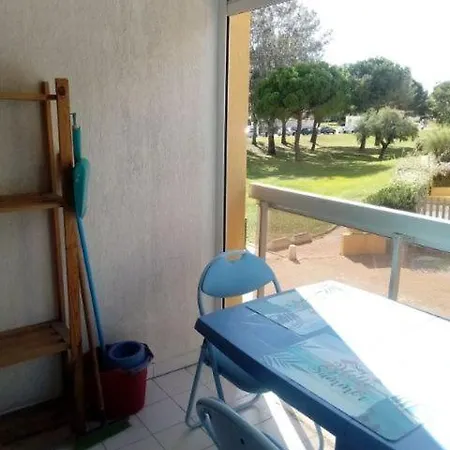 Avec Balcon A Deux Pas De La Daire Le Grau-du-Roi