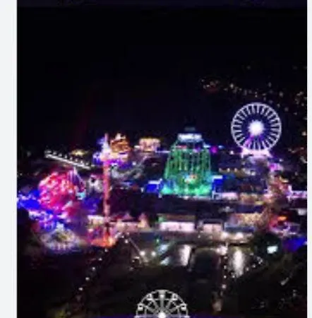 Avec Balcon A Deux Pas De La *