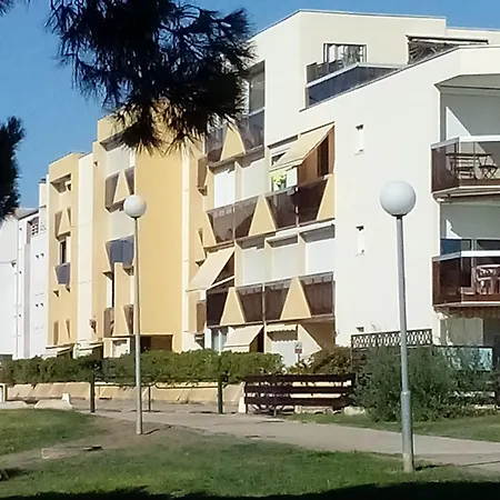 Daire Avec Balcon A Deux Pas De La