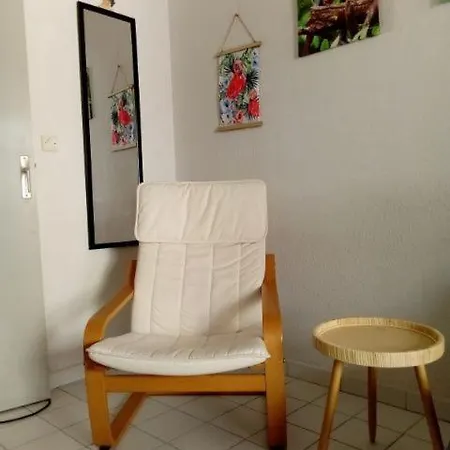 Apartment Avec Balcon A Deux Pas De La