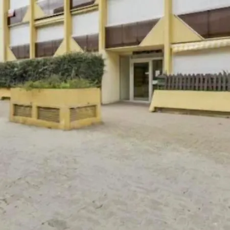 Avec Balcon A Deux Pas De La * Le Grau-du-Roi